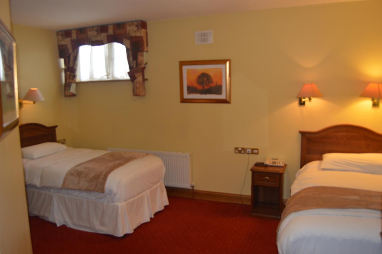 The Anglers Rest Hotel Headford Extérieur photo